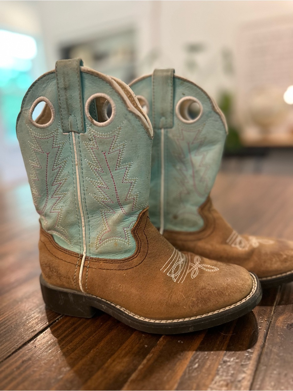 Girls’ Shyanne Western Cowgirl Boots — Turquoise & Tan
